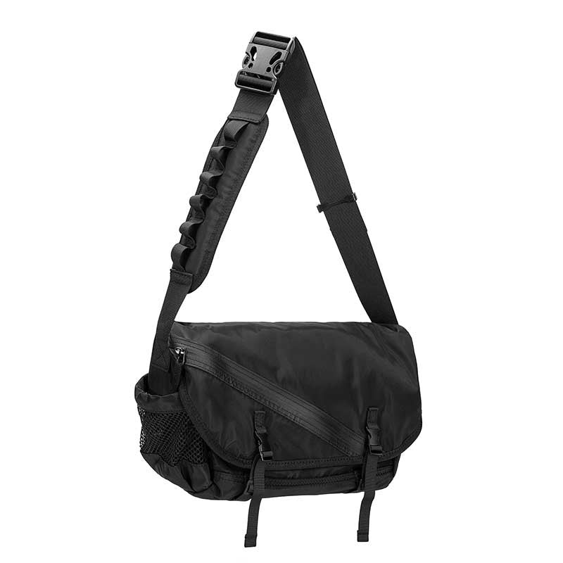 and wander アンドワンダー 20L messenger bag アンドワンダー メッセンジャーバッグ and wander 20L messenger