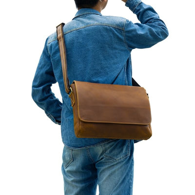 Medium-Leather-Messenger-Bag-wear-by-model