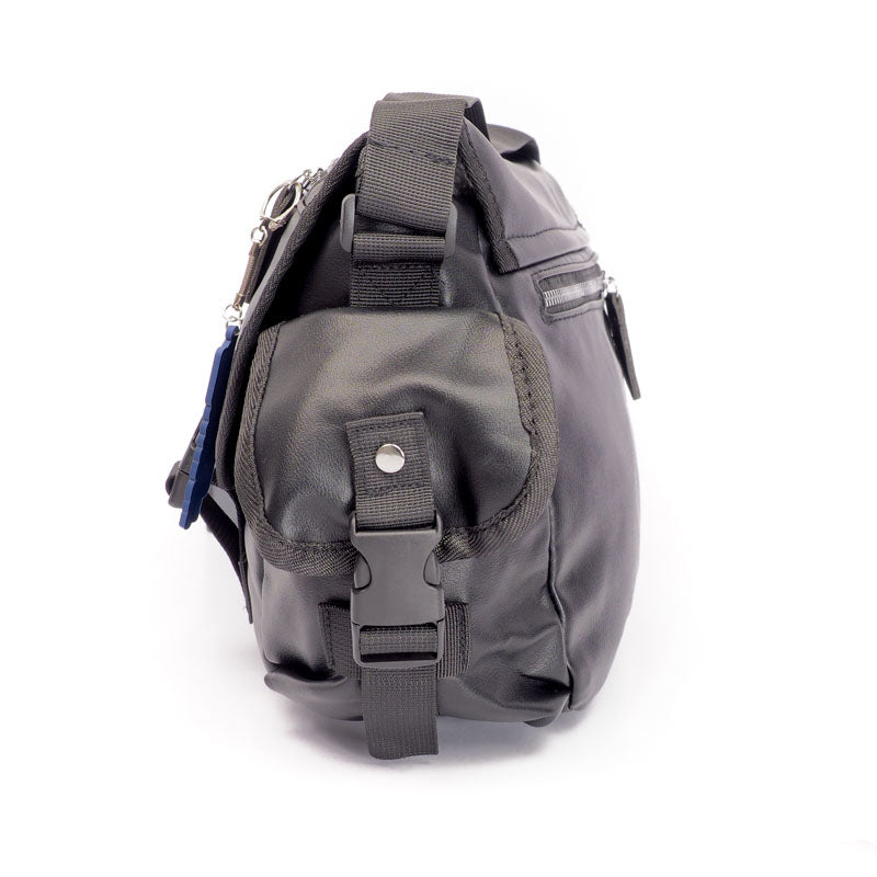 Medium size messenger bag online