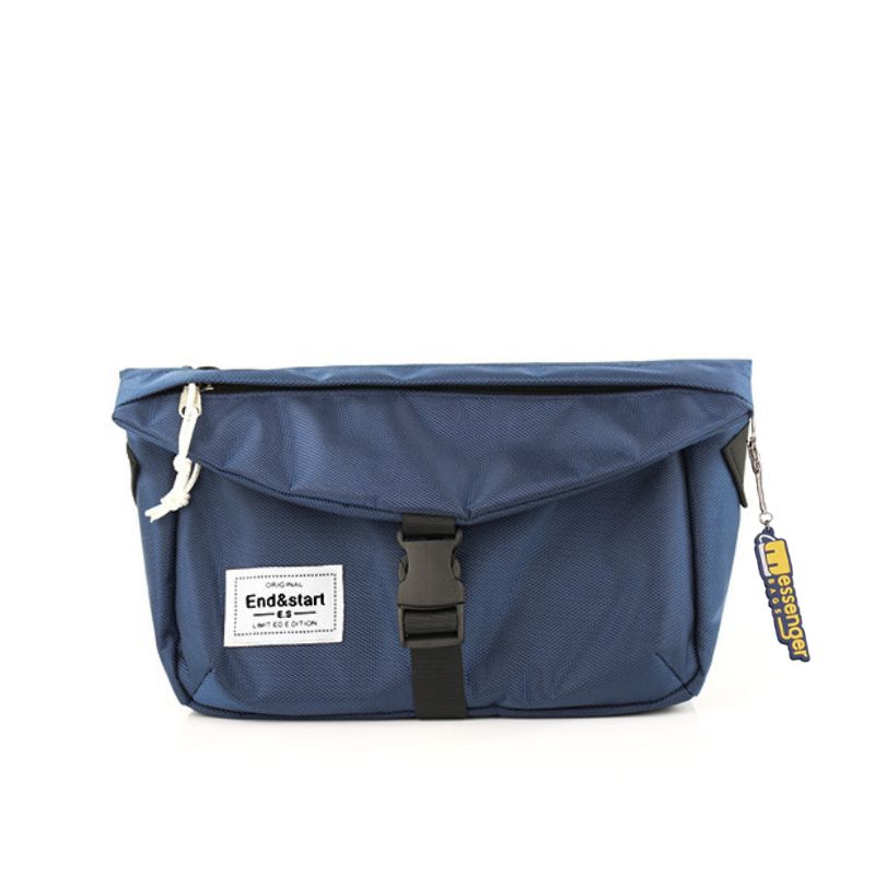 Small-Oxford-Messenger-Bag-front